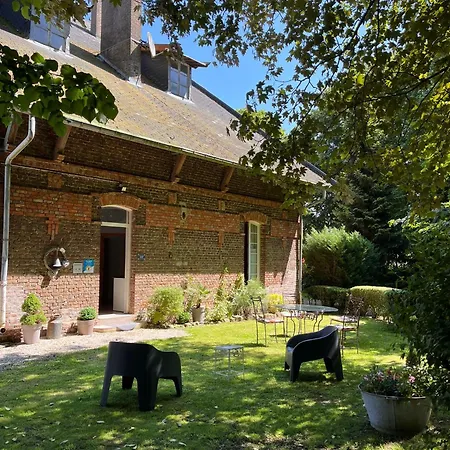 לינה וארוחת בוקר Ferme De L'abbaye Dury (Pas-de-Calais)