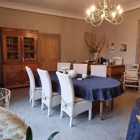 לינה וארוחת בוקר Ferme De L'abbaye Dury (Pas-de-Calais)